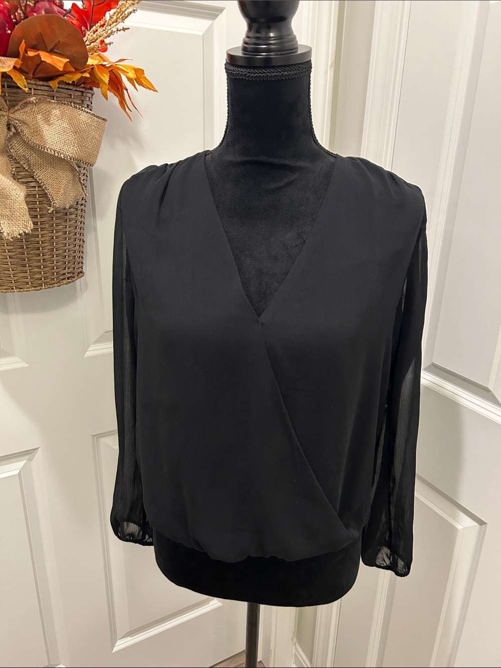 Banana Republic Women’s Black Wrap V-Neck Long Sleeve Blouse